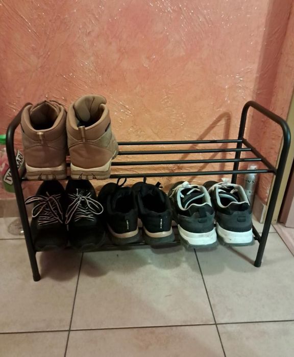 Półka na buty metalowa czarna 2-poziomowy regał stojak organizer