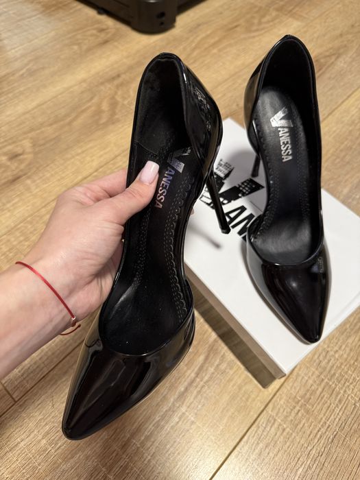 Туфли лодочки лакові шкіра на шпильці zara