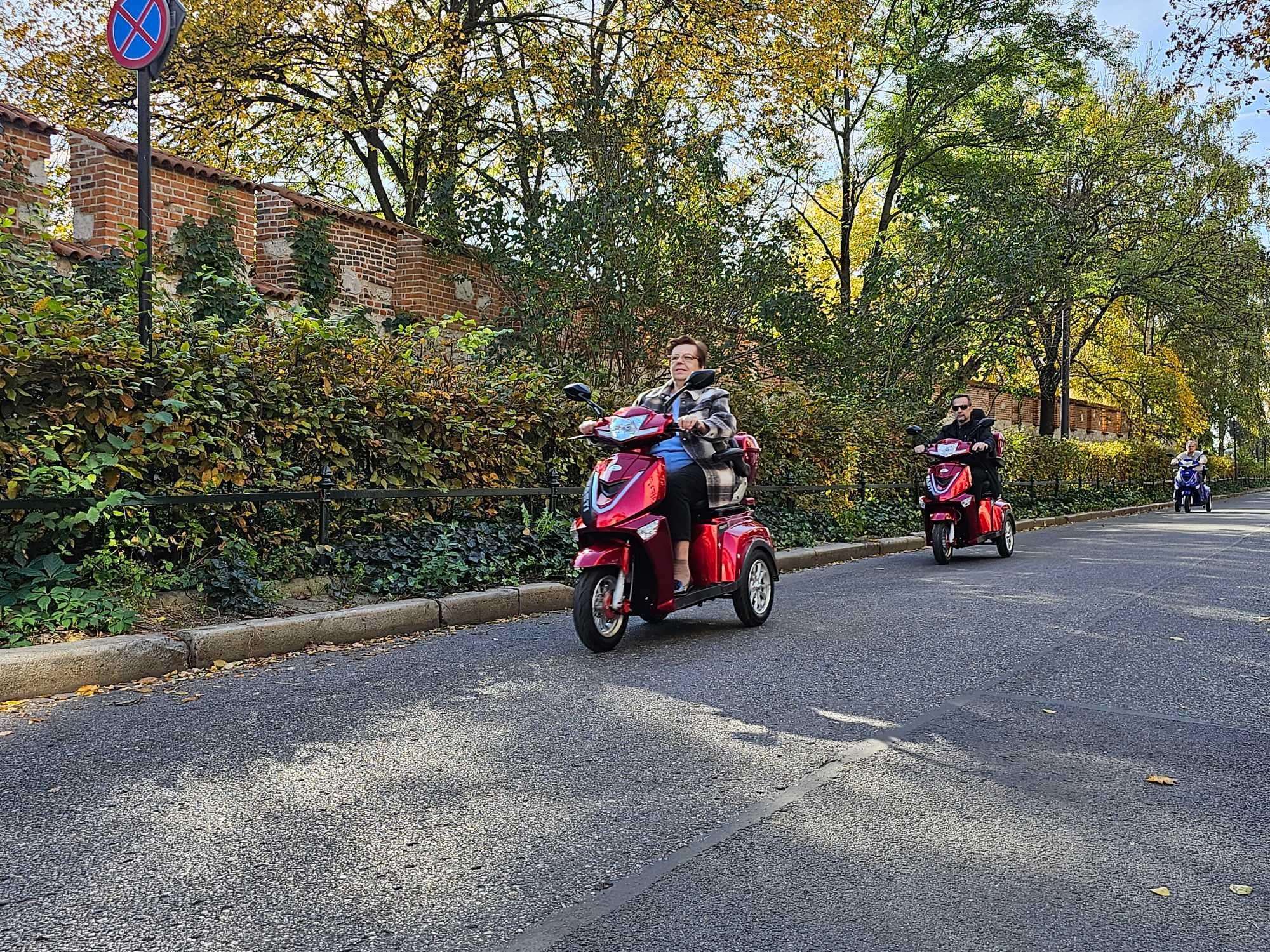 ELECTRORIDE: Skuter trójkołowy FASTI 3 uchwyt na kule + pokrowiec