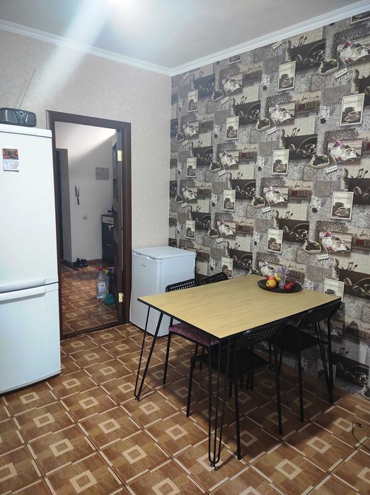 Продам двокімнатну квартиру в  екологічно чистому районі .