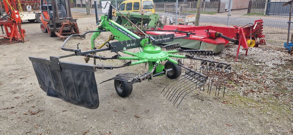 Zgrabiarka Deutz Fahr