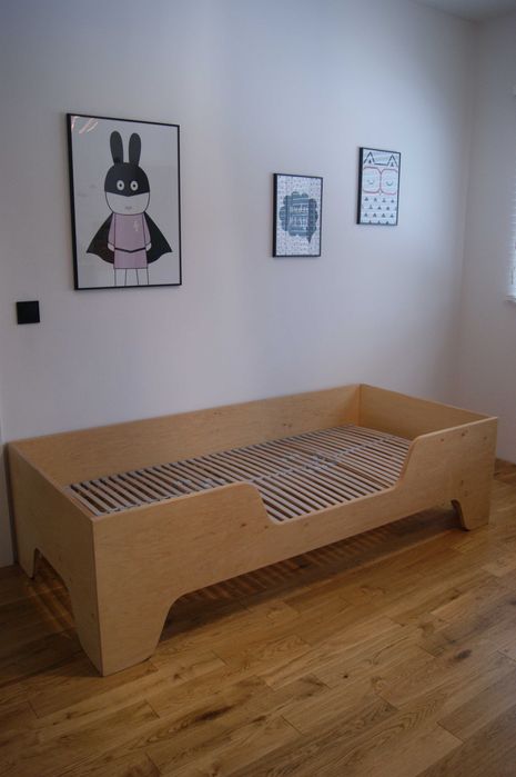 Łóżko sklejka brzozowa 200x90 ze stelażem