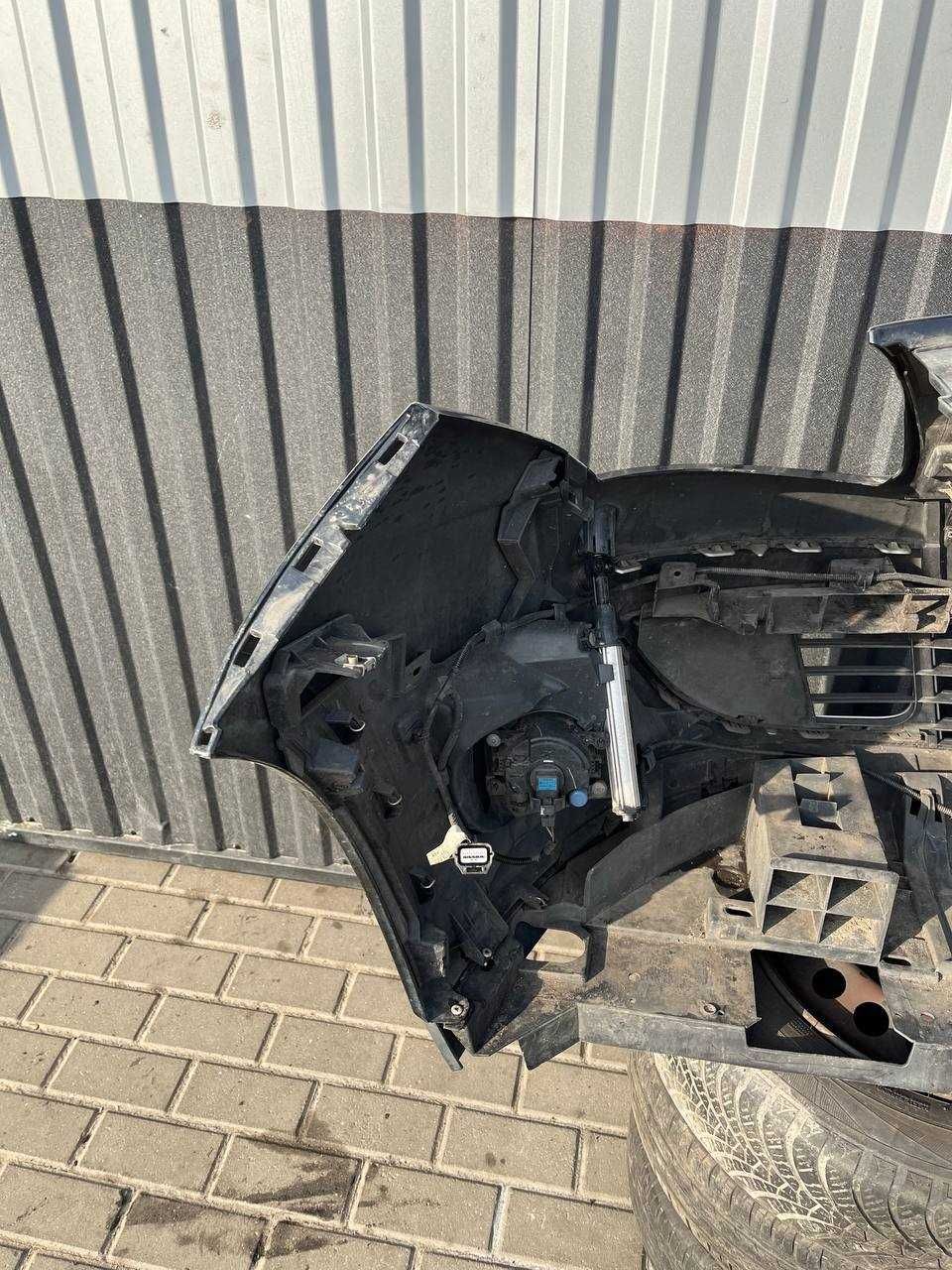 Бампер передній TEGNE Renault Scenic 3 (2009-2013)