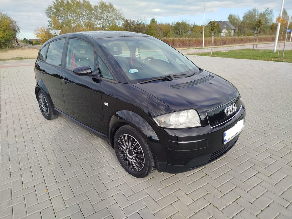 Czarne Audi a2 1.4 Benzyna Rok 2001 ZADBANY