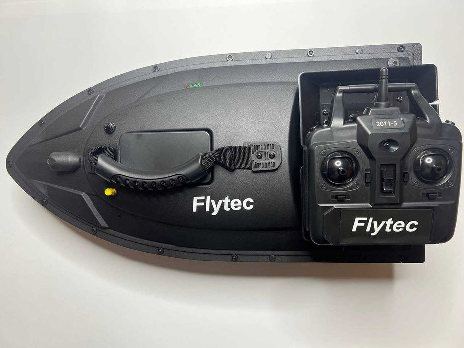 Кораблик рибальський для риболовлі кораблик короповий FLYTEC 2011-5
