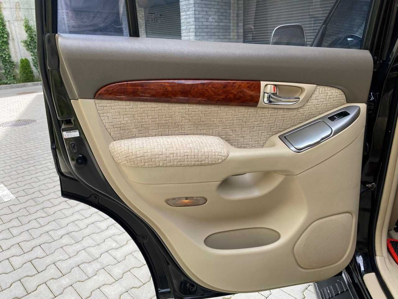 Продам Toyota Land Cruiser Prado 2005. Можна в розстрочку, під викуп.