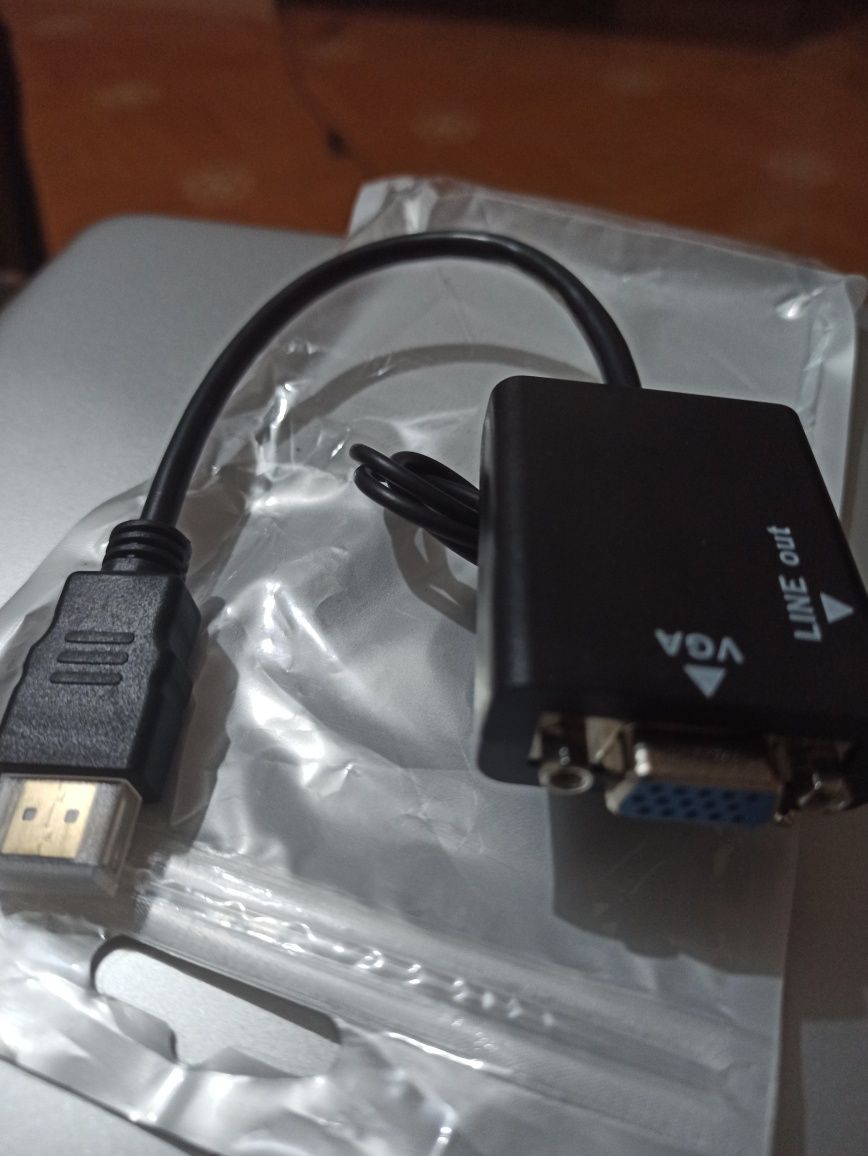 Vendo Conversor HDMI - VGA NOVO
Entrego em mão na zona de Leiria e Mar