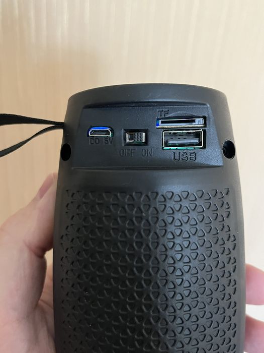 Блютуз колонка безпровідна на акумуляторі