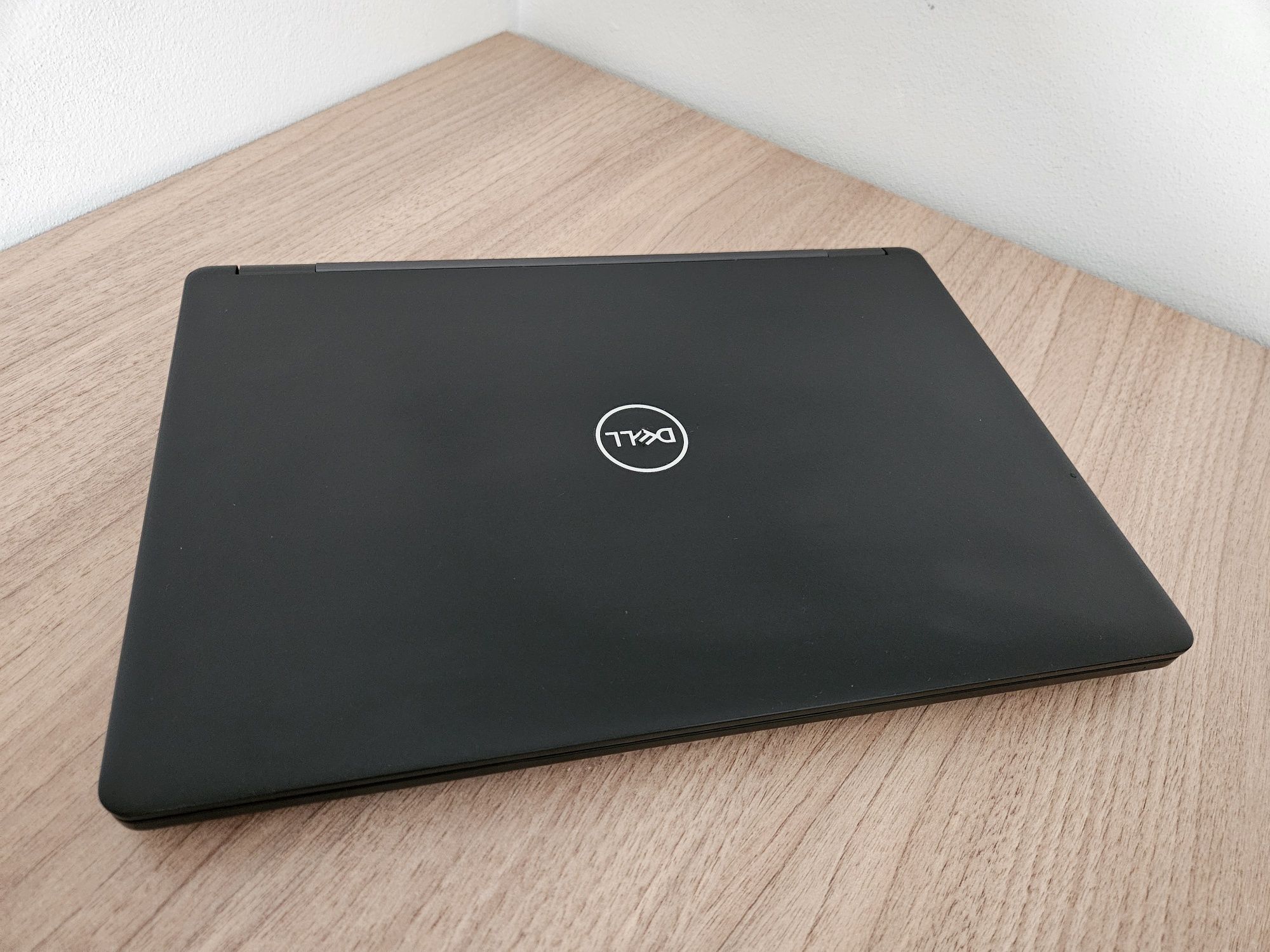 Dell Latitude 5490 14" FHD i3-8130U 8GB 256SSD W11 FHD
