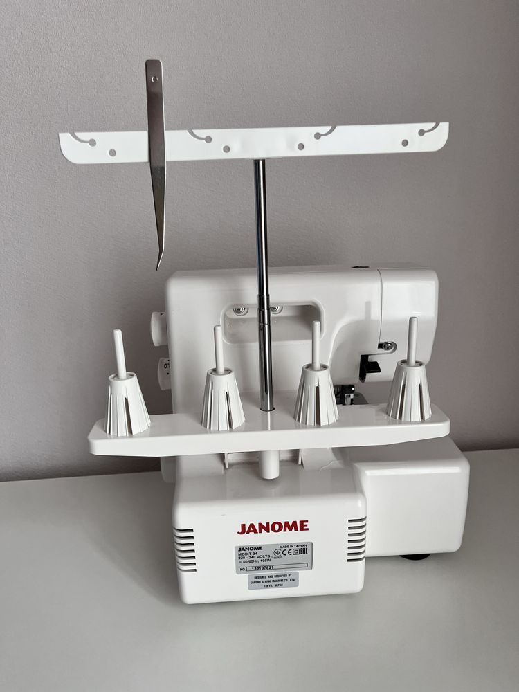 Оверлок Janome T-34