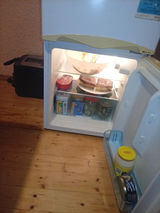 Mała lodówka sprawna