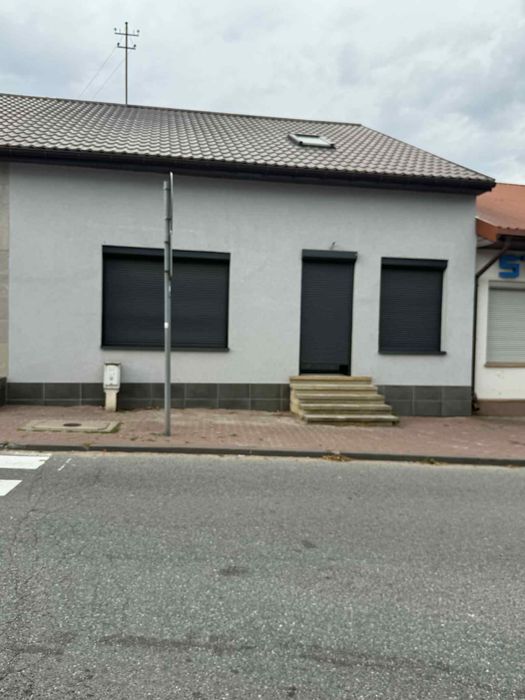 Lokal handlowo-usługowy