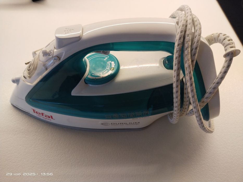 Продаю праску Tefal