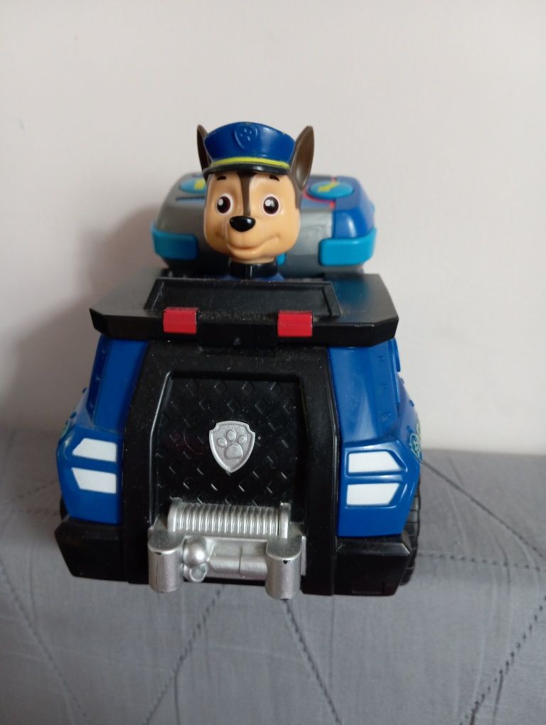 Samochód z pieskiem Chase- psi patrol na pilota