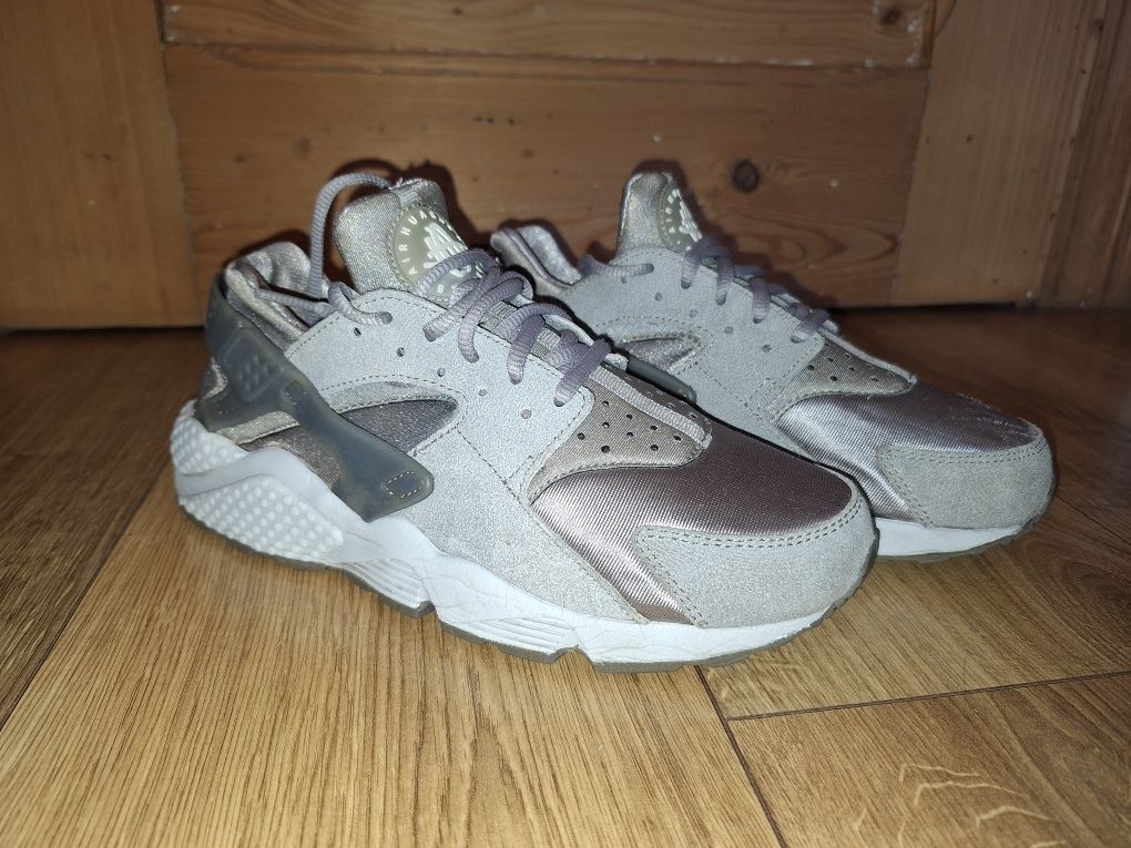 NIKE Buty sportowe damskie roz 40