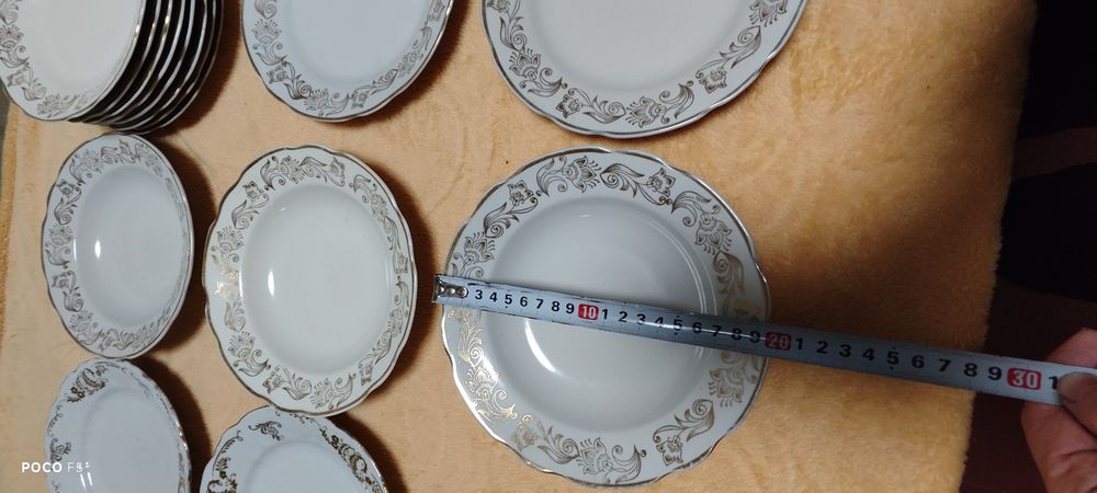 Тарелки столовые продам