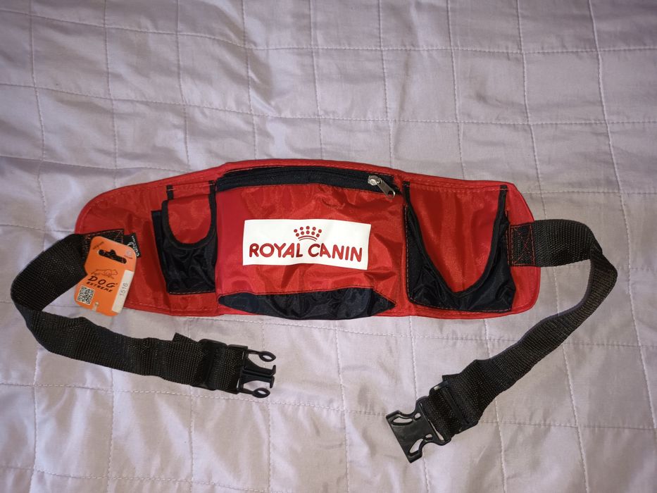 Поясна сумка для корму тварин