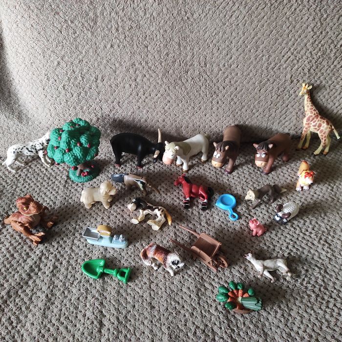 Wesoła farma i inne figurki zwierząt