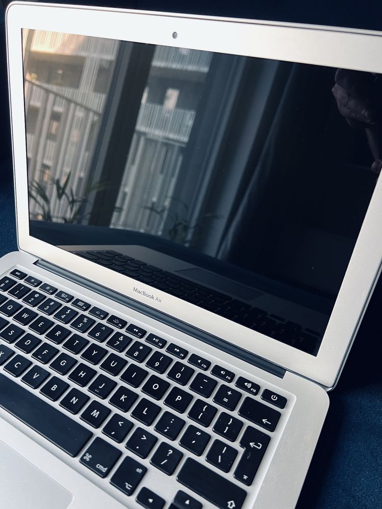 MacBook Air 13,3” A1466 i7 + MS Office