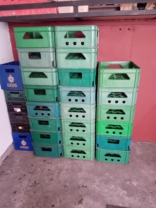 Skrzynki od piwa transportery