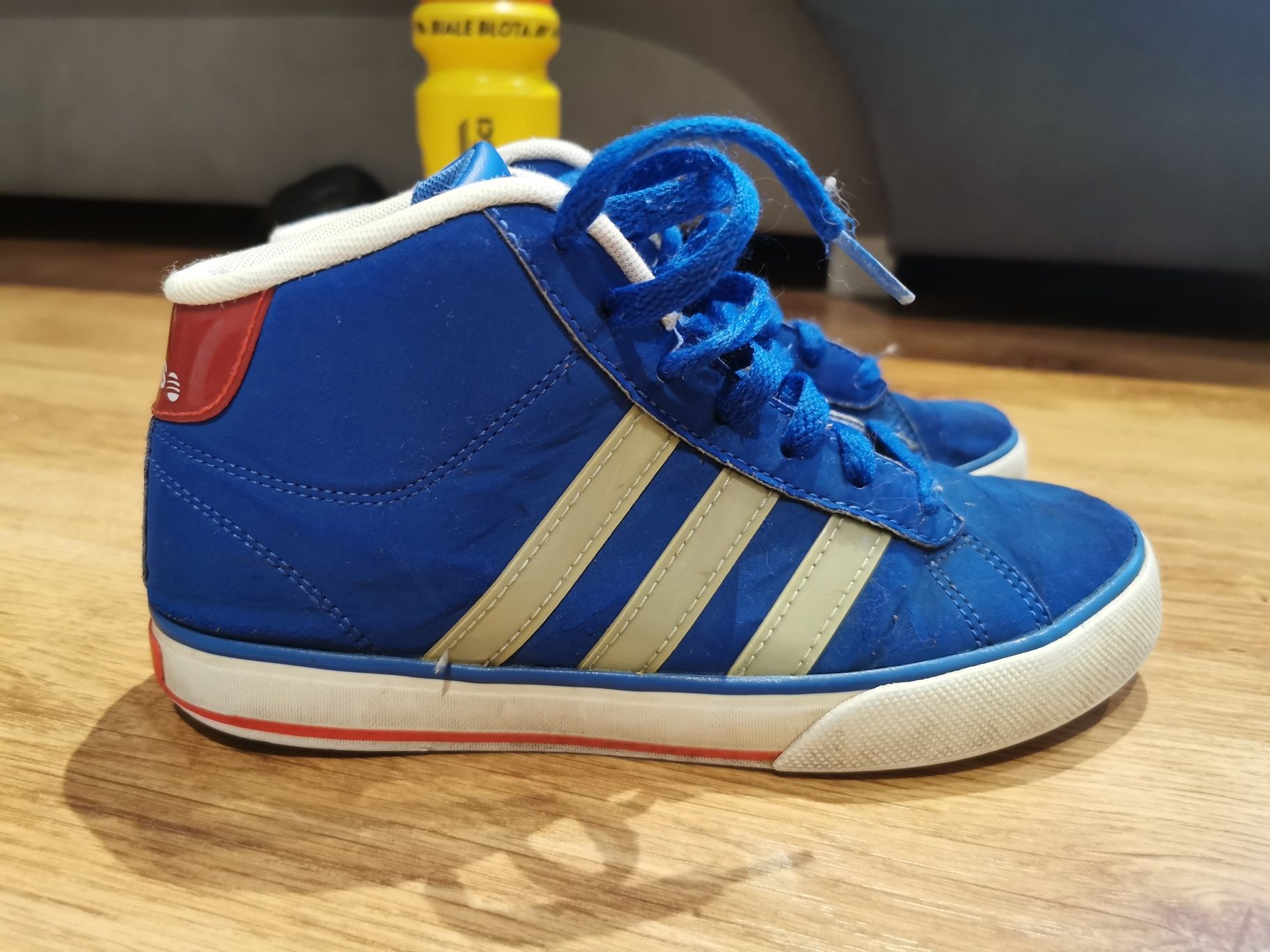 Sneakersy młodzieżowe adidas