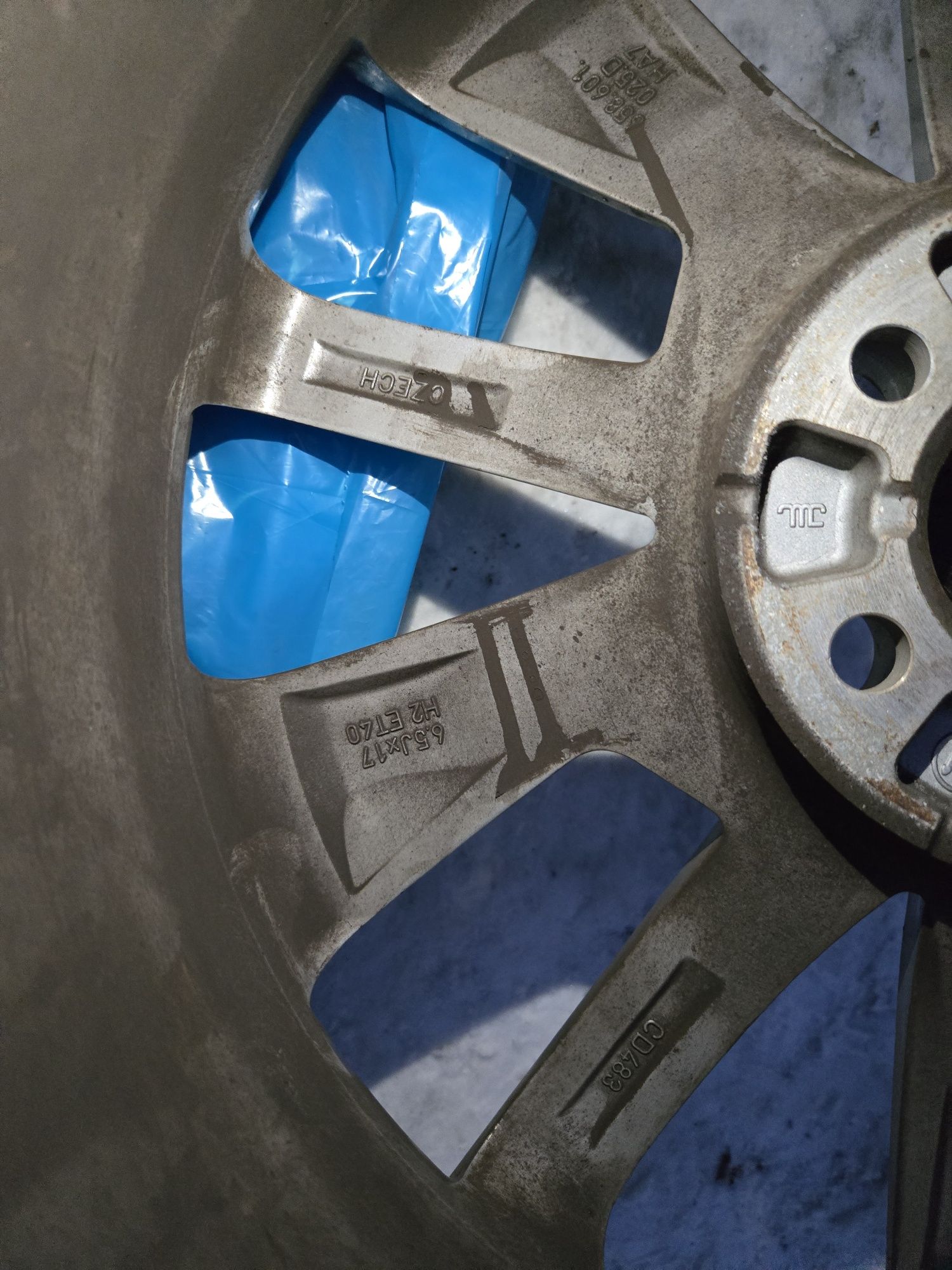 Koła felgi+opony zimowe 6.5j 5x100 205/55/R17 2019r. skoda kamiq/scala