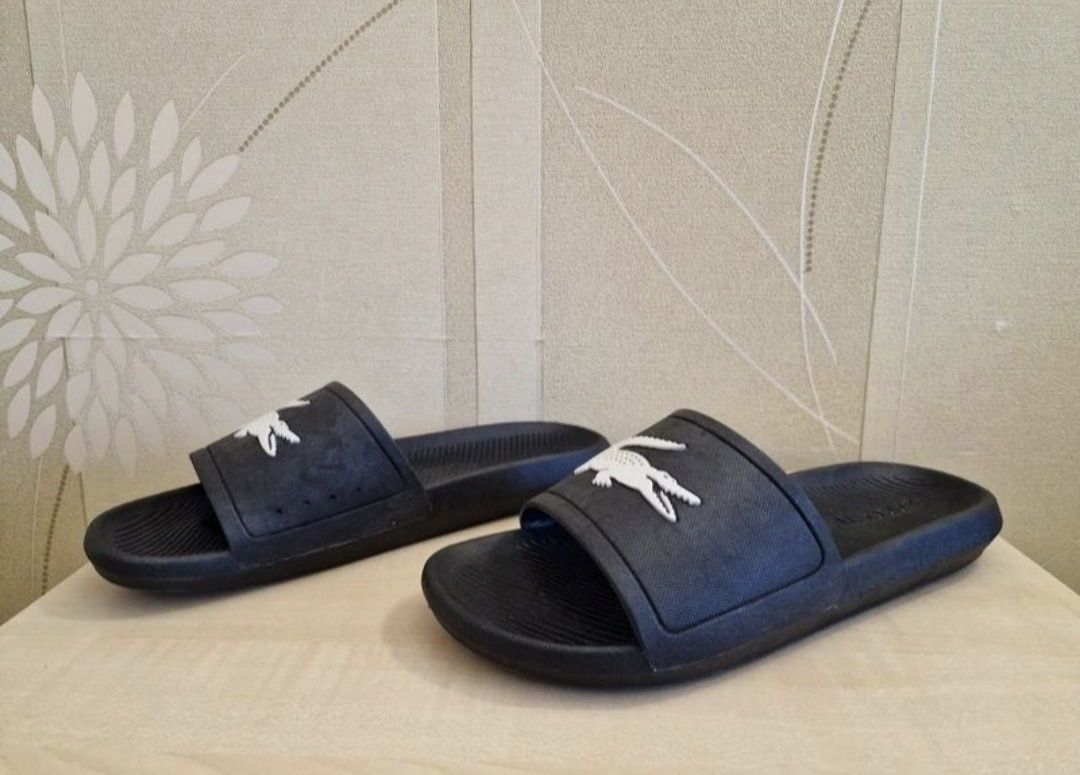 Шлепанцы Lacoste