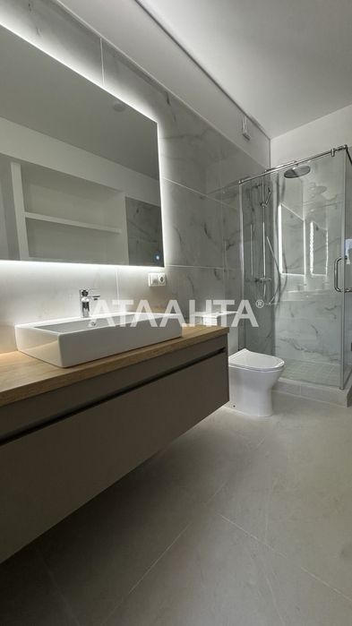 Дом у моря в охраняемом жилом массиве Совиньон