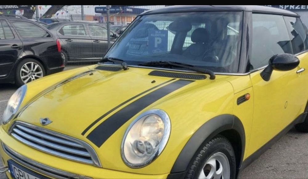 Mini Cooper z 2005 roku