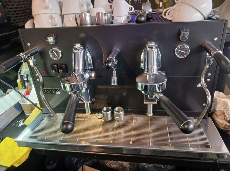 Професійна кавомашина