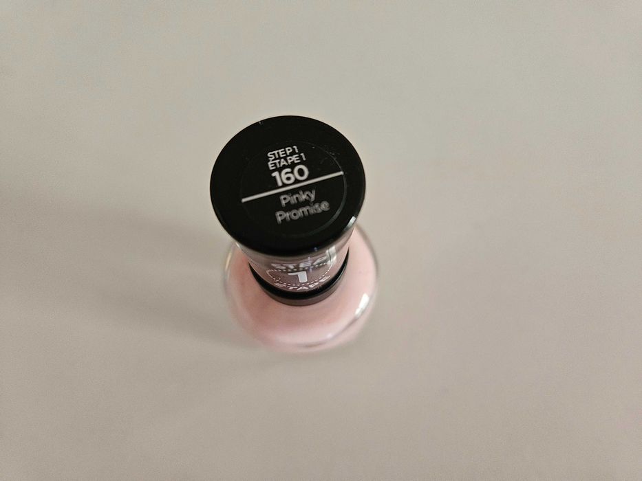 Sally Hansen lakier nr  160 pinky promise