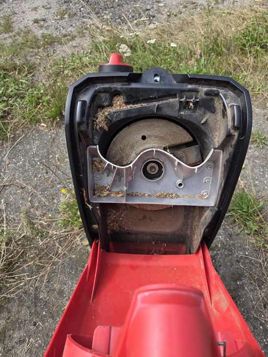 Rozdrabniacz rebak do gałęzi gryźli 2400w