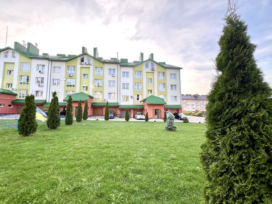 Продаж 2-ох ярусної квартири котеджного типу в новобудові