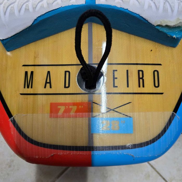 Prancha de Sup/ Surf 7.7, Madeiro