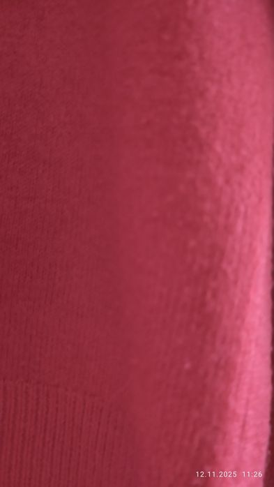 Pulower damski kolor odmiana czerwieni