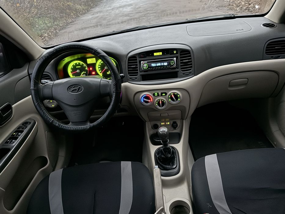 Хундай акцент 2008