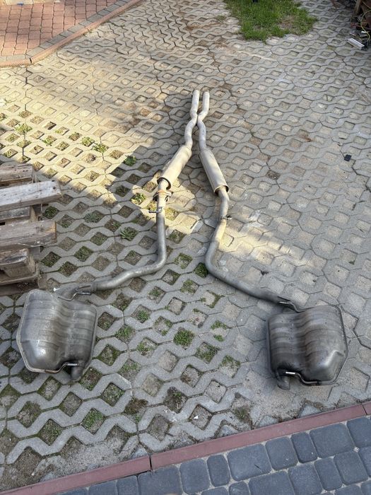 Wydech tłumiki dodge challenger 3.6 2019