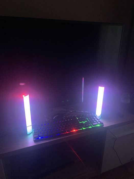 Teclado rato e luminaria set up gamer