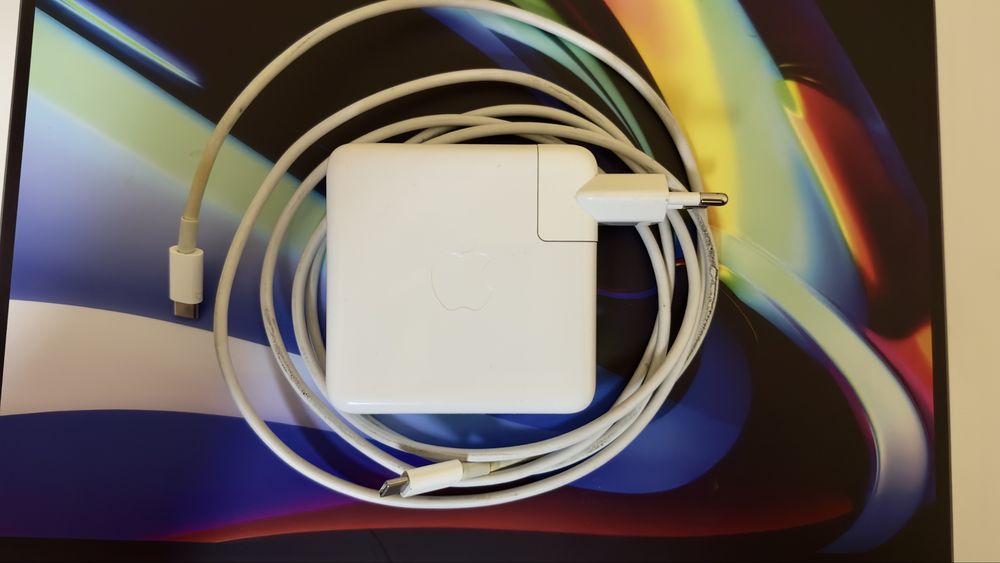 MacBook Pro 16 2019 16/1Tb+коробка