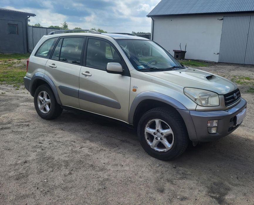 Sprzedam samochód Toyota RAV4