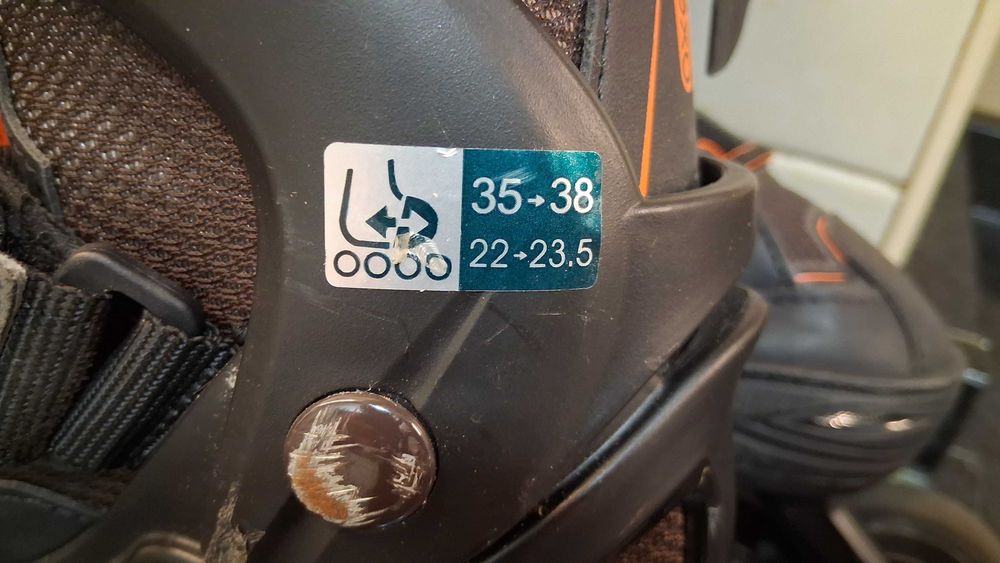 Patins em linha + proteções 35-38