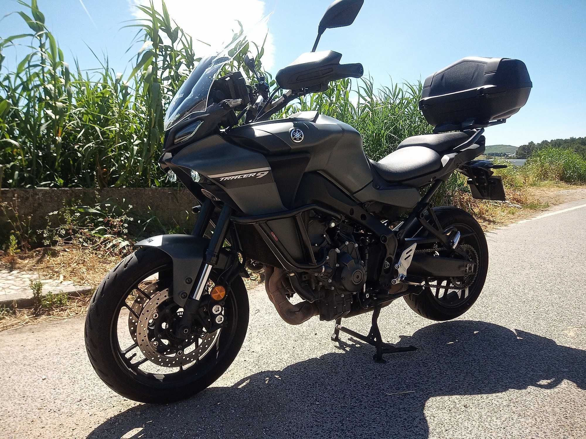 Yamaha Tracer 9, em excelente estado e com muitos extras