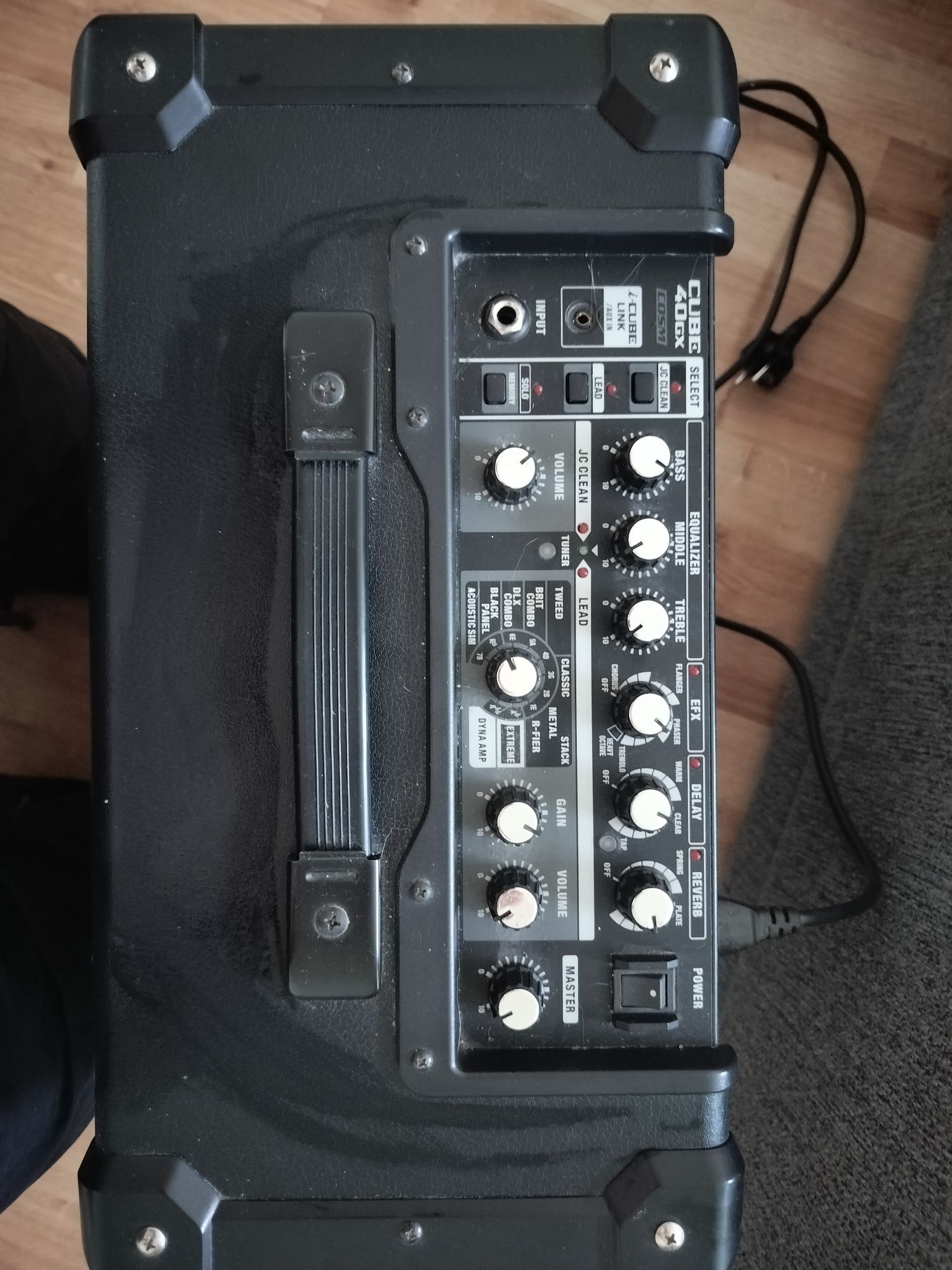 Roland cube 40gx