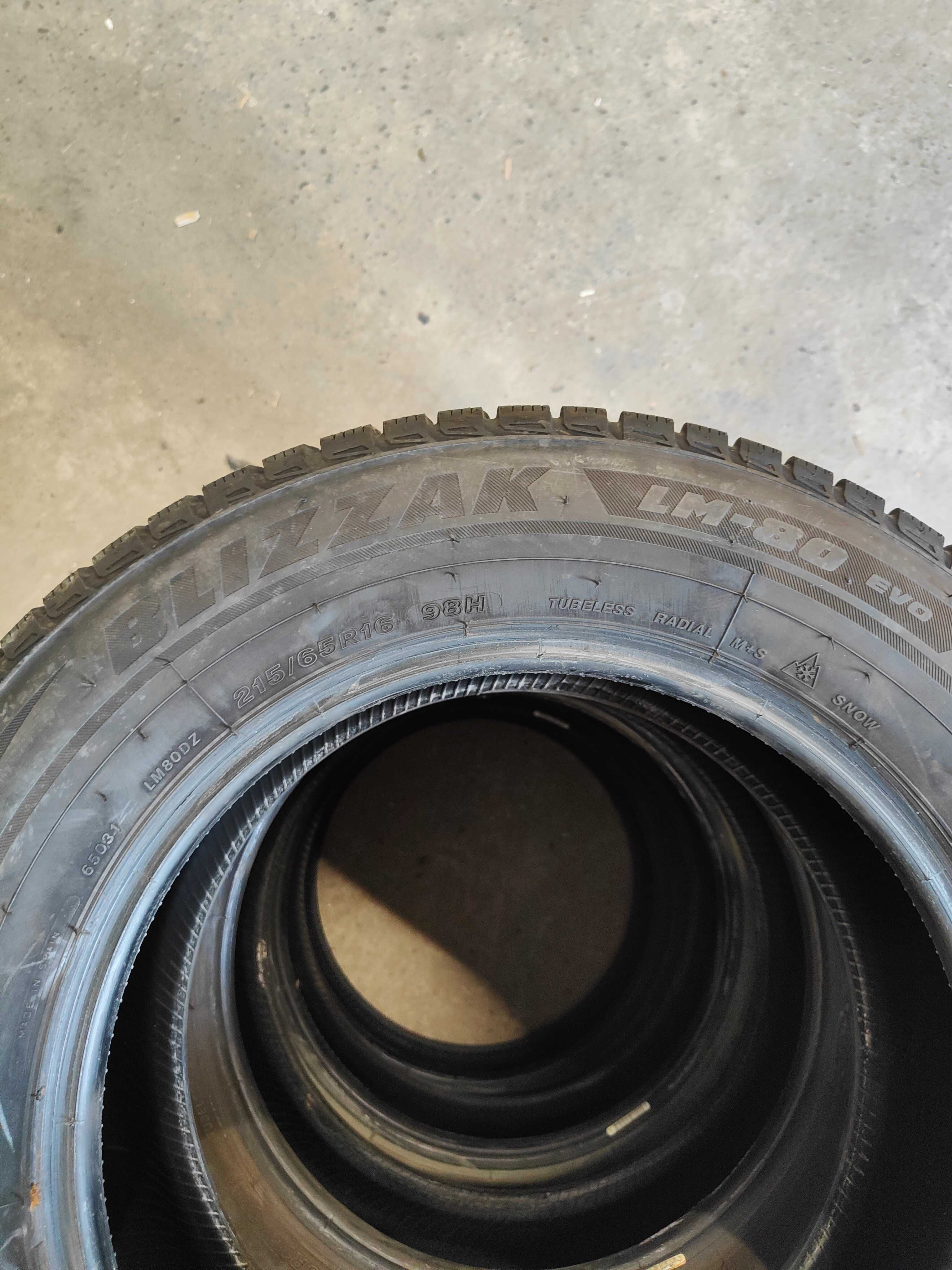 97 Opony zimowe Bridgestone Blizzak 215/65/16 98H