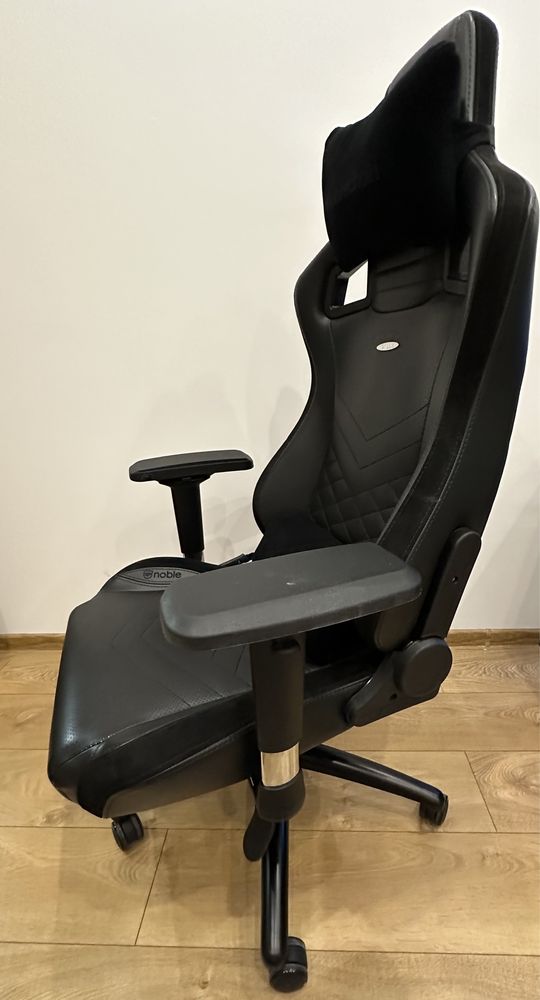 Fotel noblechairs