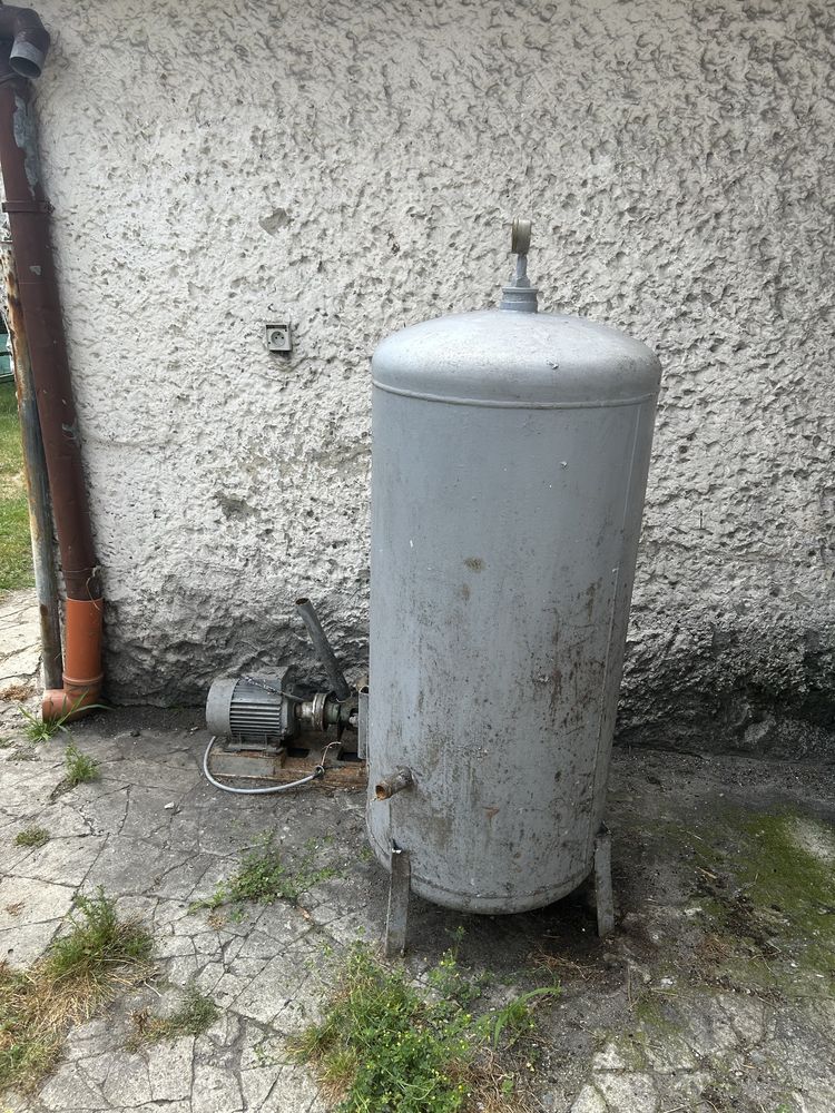 Hydrofor 300L pompa