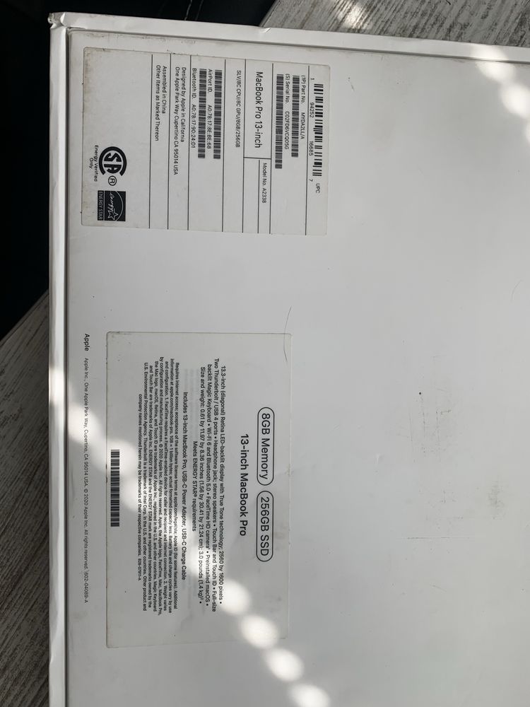 Macbook Pro 13 M1 2021, макбук про 13 м1 с нюансом