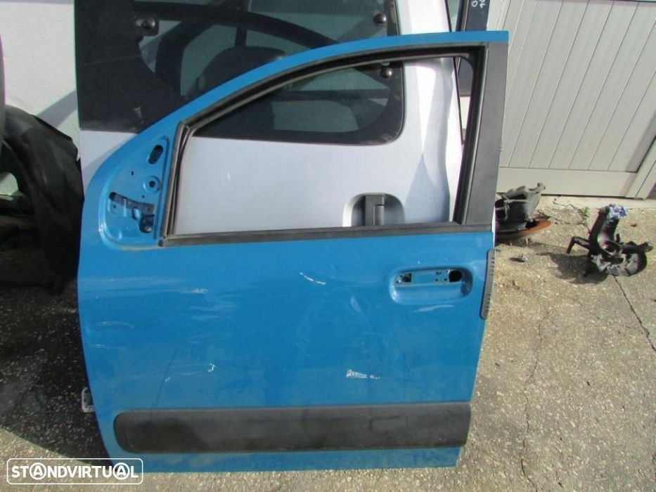 Porta Frente Esquerda Fiat Panda do ano 2017