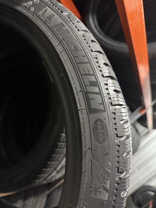 265/35 r20 Michelin 2 шт.