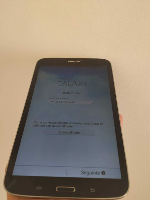 Samsung Galaxy Tab 3 8.0 (SM-T310) 16GB — impecável, c/ caixa e capa